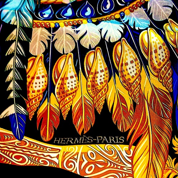 💯HermesSilkLargeScarfONEof a KindFabulousSIGNED Artist+Logo+2HermesBoxes+Ribbon - Picture 2 of 16